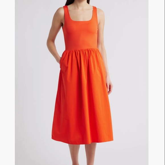 spanx jersey scoop neck tank midi dress This @spanx Jersey Scoop Neck Tank Midi Dress in dark pine is amazingthe color is even more gorgeous in person. I've actually never owned a dress in this shade before, and now